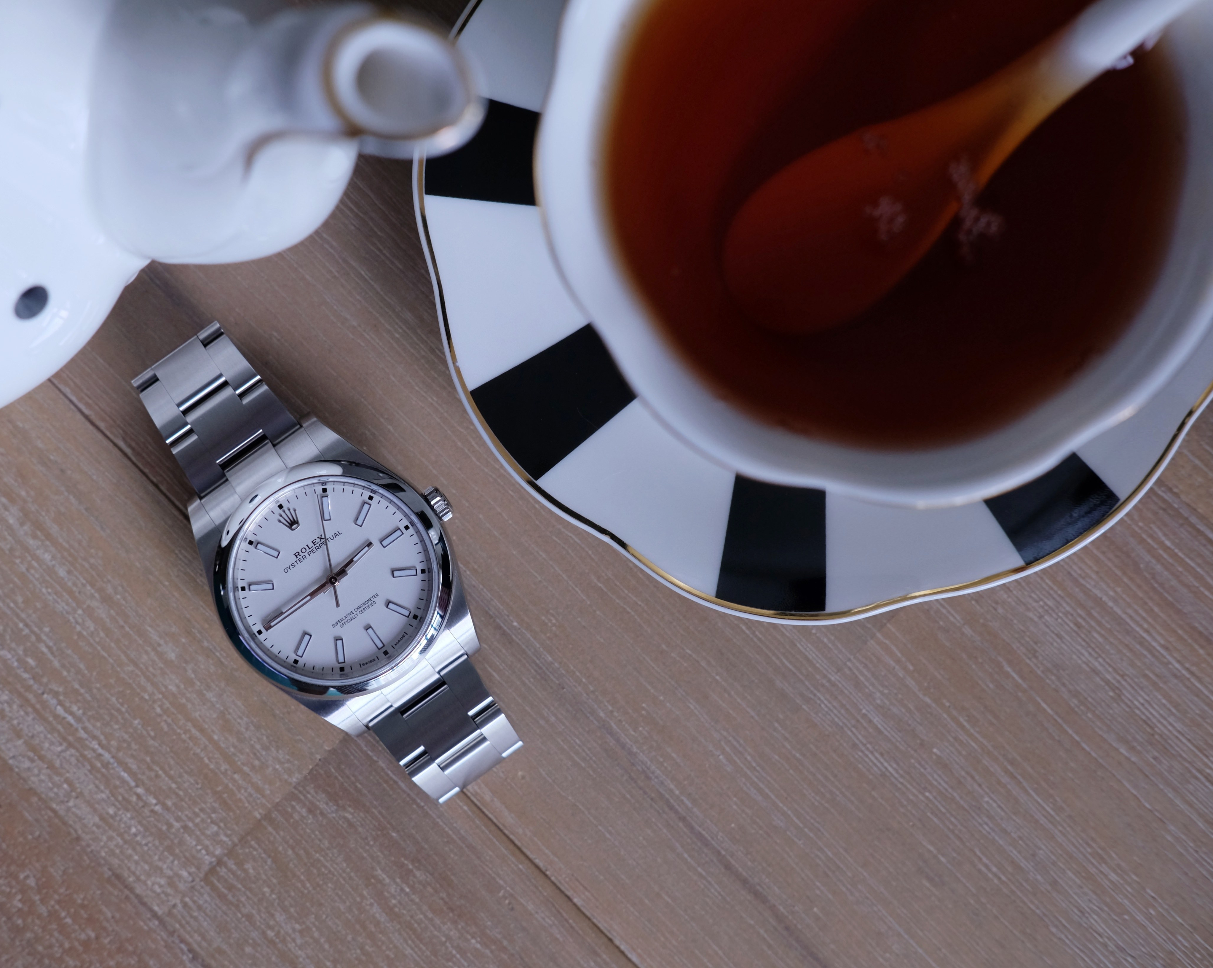 oyster perpetual 39 white review